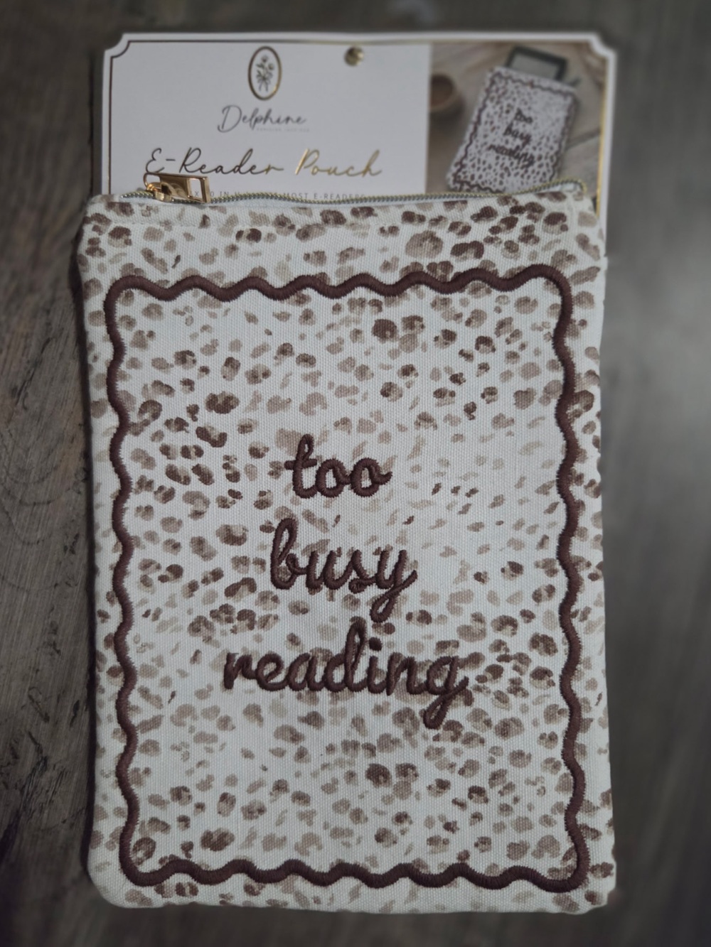 Cream & Brown 'Too Busy Reading' E-Reader Pouch